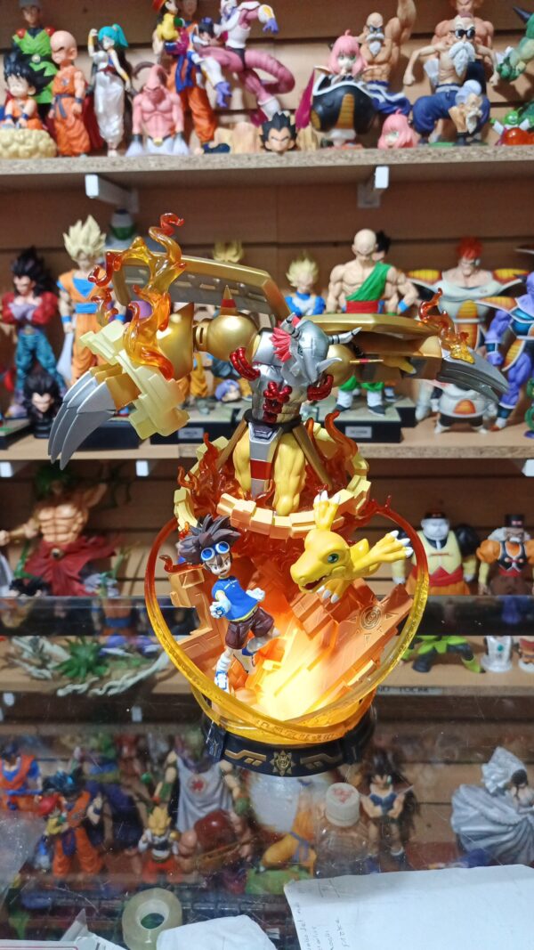 Diorama de Digimon 480
Digimon WARGREYMON
31 cm altura