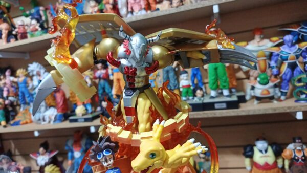Diorama de Digimon 480
Digimon WARGREYMON
31 cm altura