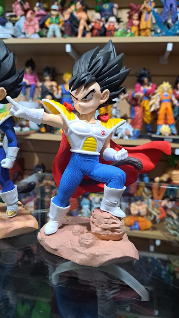 principe Vegeta- el precio es por ambos no se vende por separado