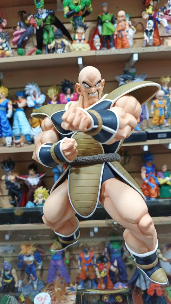 Napa 
Dragón ball Z 
Tamaño:26cm
Se intercambia el rastreador y la oreja