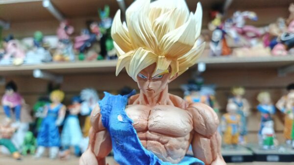 Goku Ssj nameku 
Dragón ball Z 
Tamaño:35cm