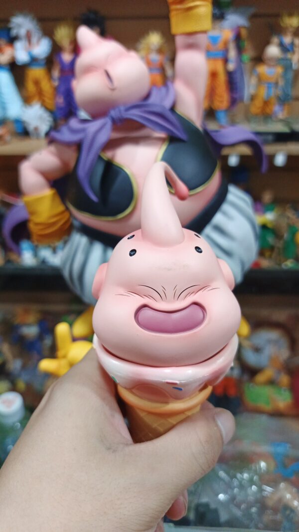 Majin Buu
Dragón ball Z
Tamaño:33cm