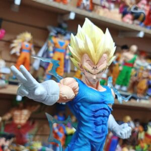Vegeta Majin 
Dragón ball Z 
Tamaño:32cm