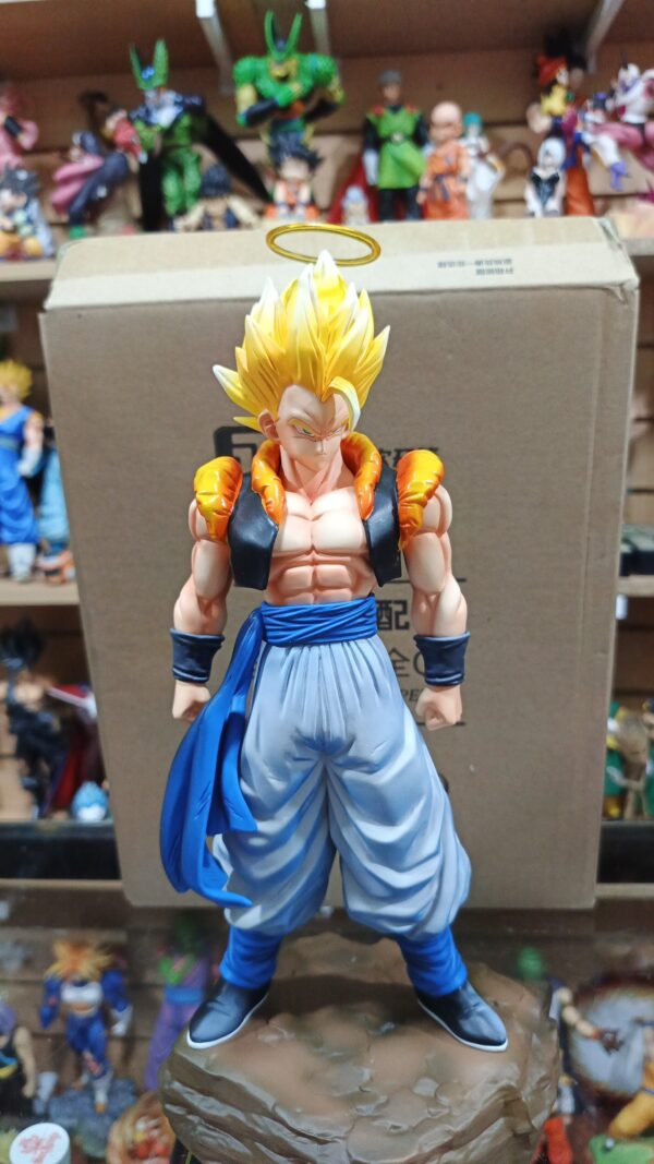 Gogeta
Dragón ball Z 
Tamaño:30cm