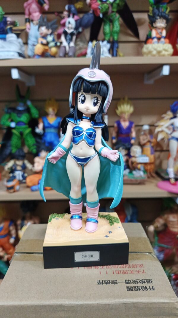 Chi Chi JT
Dragón ball Z 
Tamaño:21cm