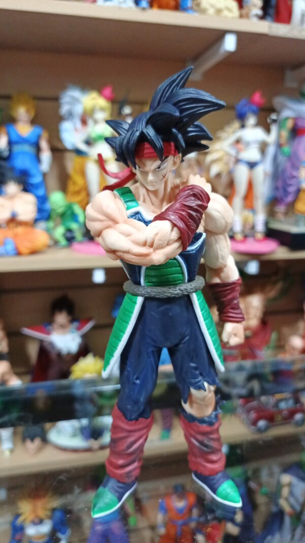 BARDOCK padre de Goku 
Dragón ball Z 
Tamaño:24cm