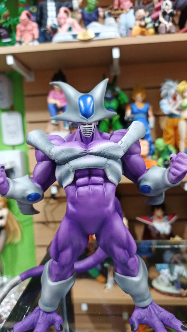 Cooler
Dragón Ball Z 
Tamaño:23cm
