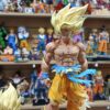 Goku Sj
Dragón Ball Z 
Tamaño:34cm
Es lampara tiene varias luces