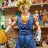 Vegito Vegeto 
Dragón Ball Z 
Tamaño:48cm
Viene con bases para las cabezas son 3 en total 
3 manos intercambiables 
Y para los q le gusta el Tetris para armar los rayos del poder