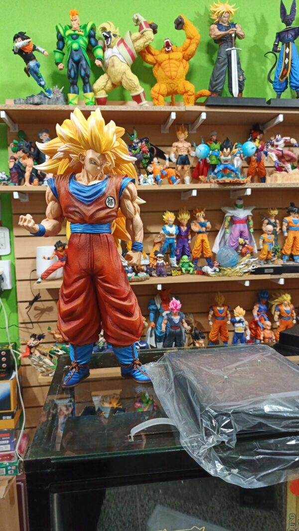 Goku face 3
Dragón Ball Z 
Tamaño:56cm
