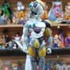 Mecha Freezer 
Dragón Ball Z 
Tamaño:19cm