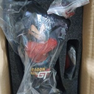 Vegeta SS4
Dragón Ball GT
Tamaño:24cm