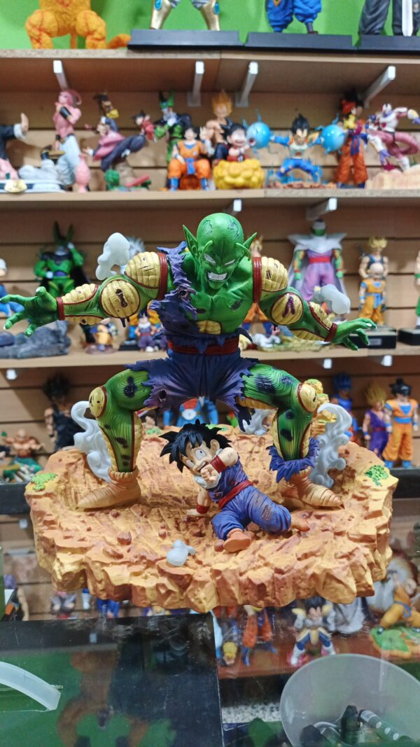 Picolo y Gohan 
Dragón Ball Z 
Tamaño:28cm
