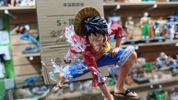 Luffy D
One Piece
Tamaño:14cm
Marca JT