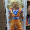Goku SS3
Dragón Ball Z 
Tamaño:33cm