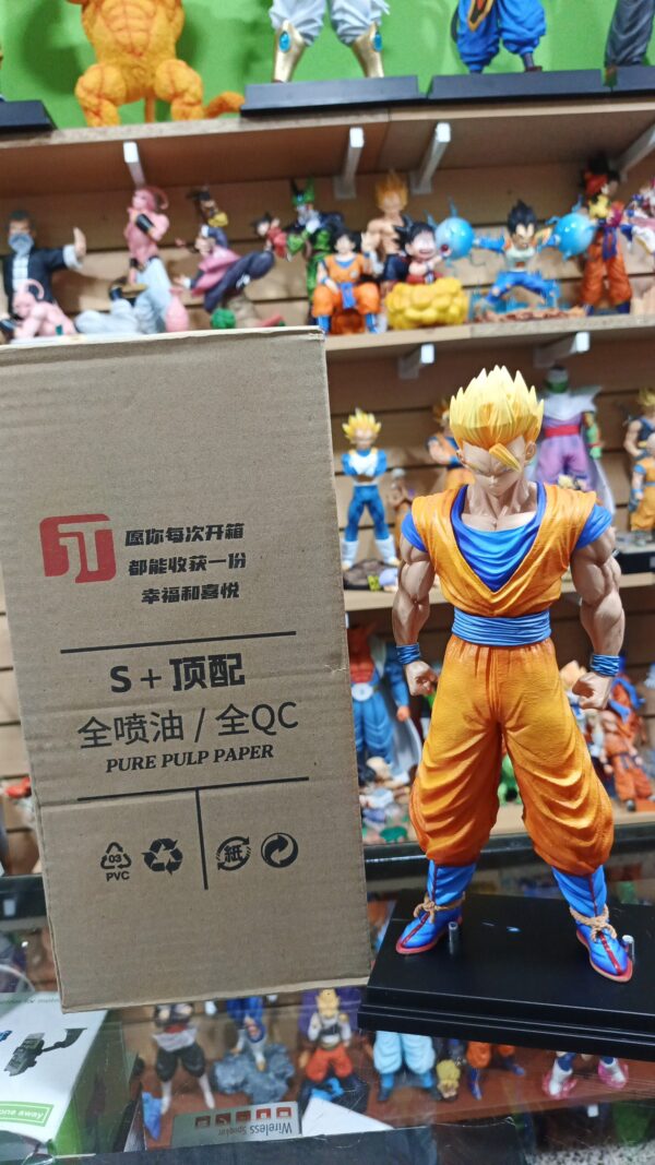 Gohan SSj
Dragón Ball Z 
Tamaño:31cm