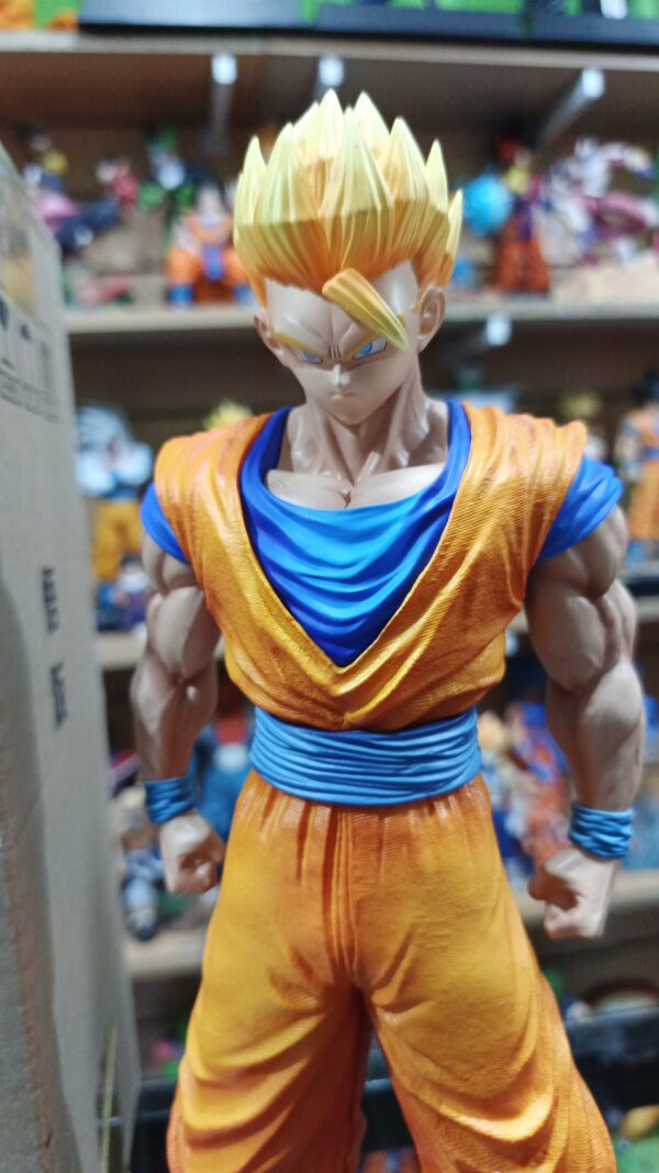 Gohan SSj
Dragón Ball Z 
Tamaño:31cm