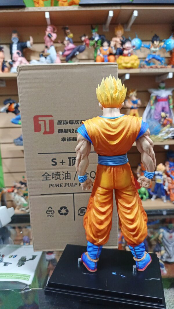 Gohan SSj
Dragón Ball Z 
Tamaño:31cm