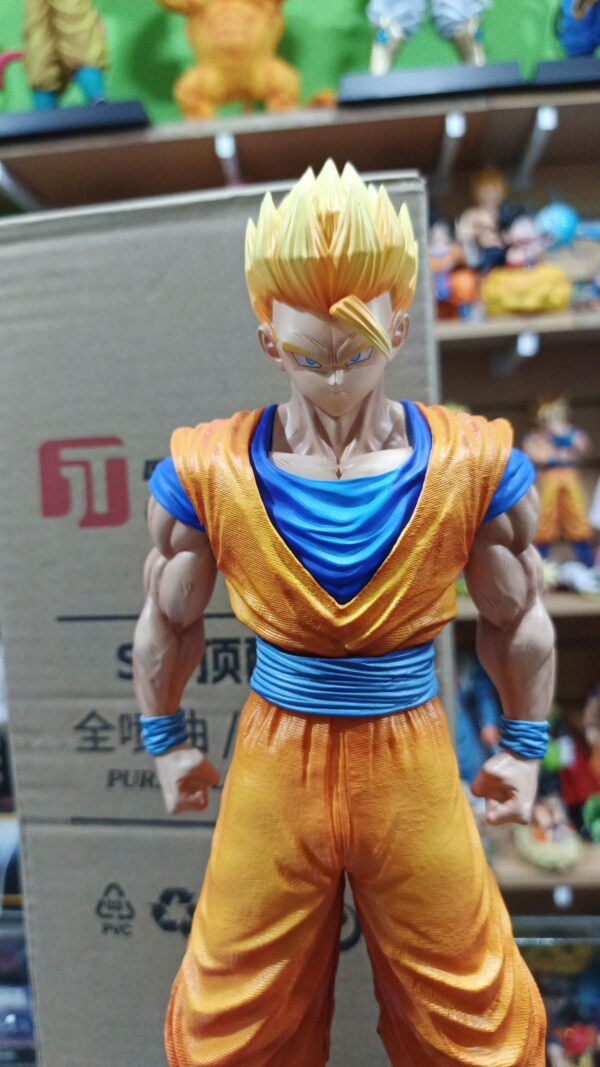 Gohan SSj
Dragón Ball Z 
Tamaño:31cm