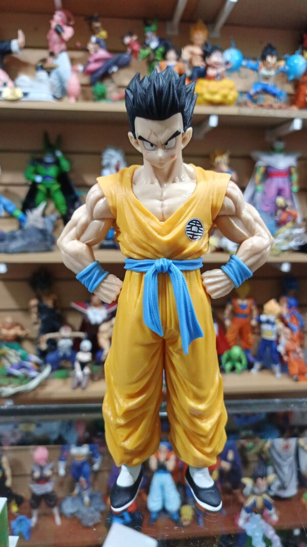Yamcha 
Dragón Ball Z 
Tamaño:27cm