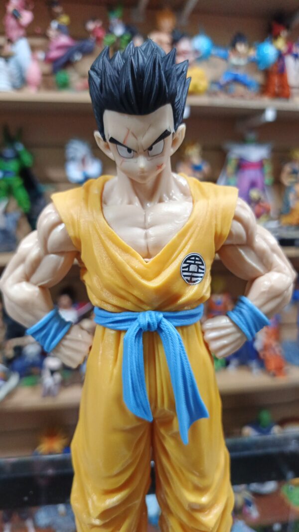 Yamcha 
Dragón Ball Z 
Tamaño:27cm