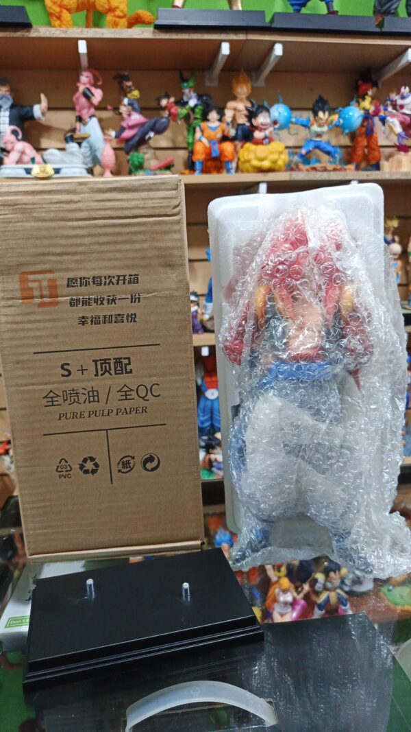 Gogeta Fase 4
Dragón Ball Z 
Tamaño:33cm