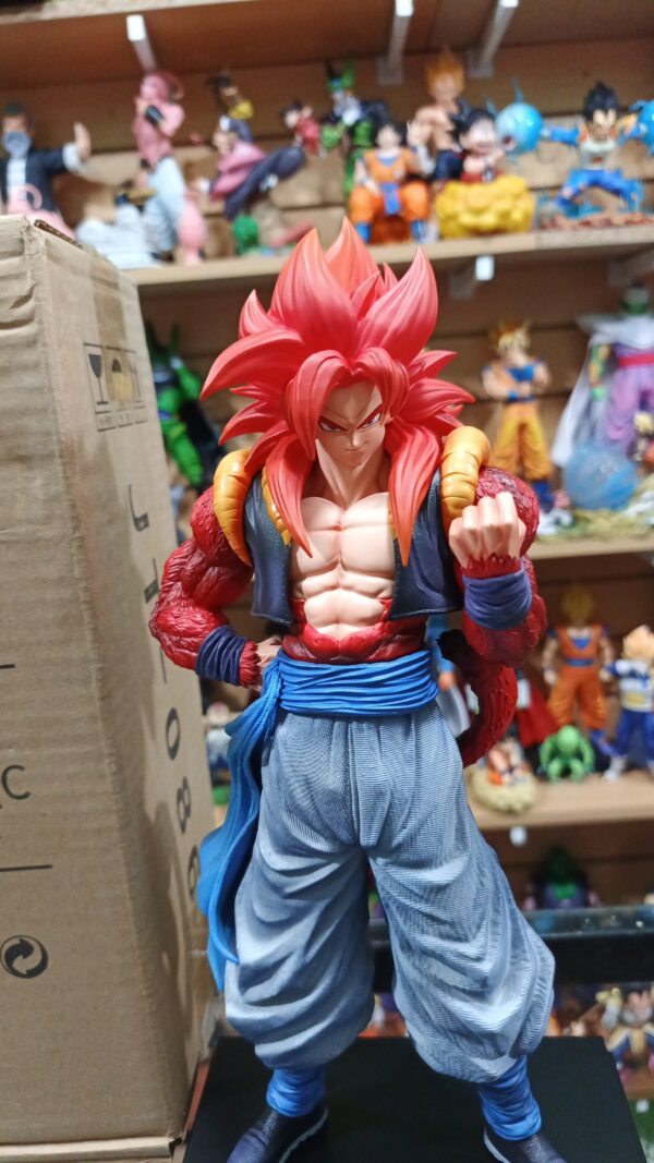 Gogeta Fase 4
Dragón Ball Z 
Tamaño:33cm
