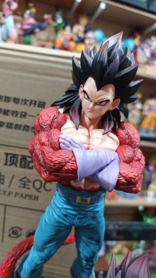 Vegeta Fase 4
Dragón Ball GT
Tamaño:30cm