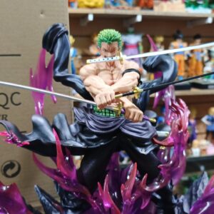 Zoro 
One Piece
Tamaño:29cm