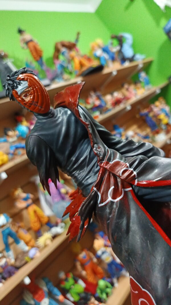 Óbito brazo arrancado 
Jutsu
Naruto Shippuden 
Tamaño:34cm