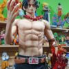 Ace D
One Piece
Tamaño:65cm
Puño de fuego