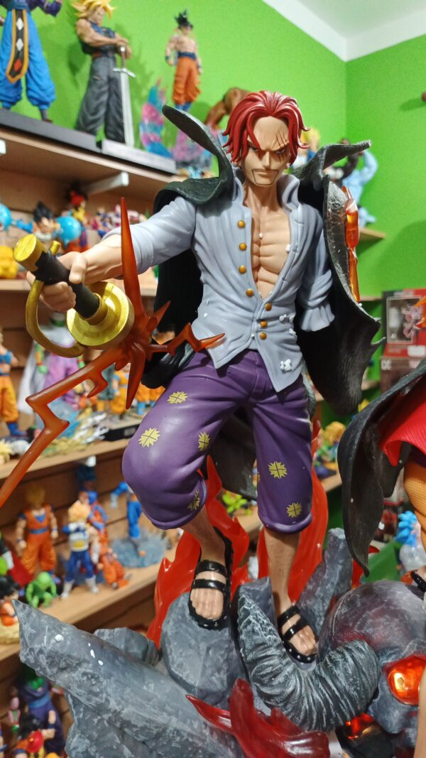 Luffy & Shanks 
One Piece 
Tamaño:50cm