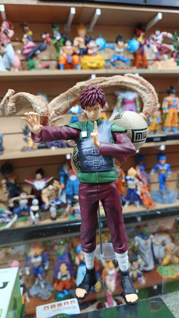 Gara
Shinobi maestro de la arena
Unos de los contraataques más versátiles maestro emo 
Naruto Shippuden 
Tamaño:28cm