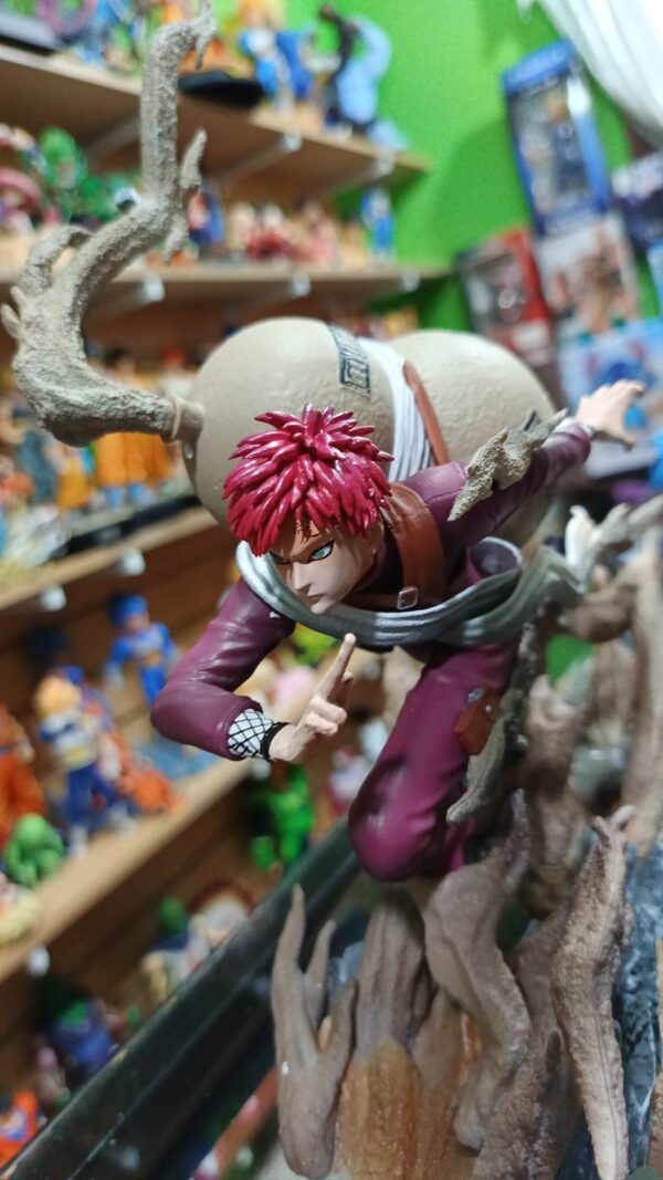 Gara VS el de los huesos tlueros
Naruto Shippuden 
Tamaño:20cm