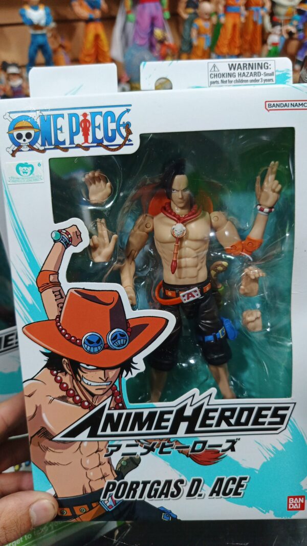 Zoro, sanji y ace 
One Piece 
Tamaño:18cm
c/u se venden por separado
Son originales