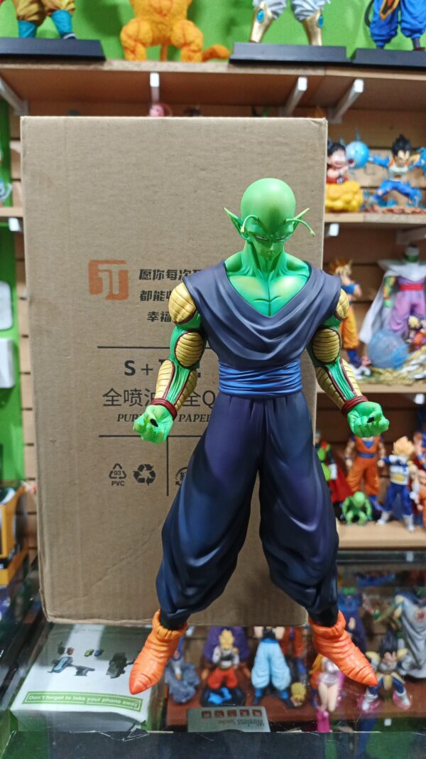 Picolo
Dragón Ball Z 
Tamaño:35cm