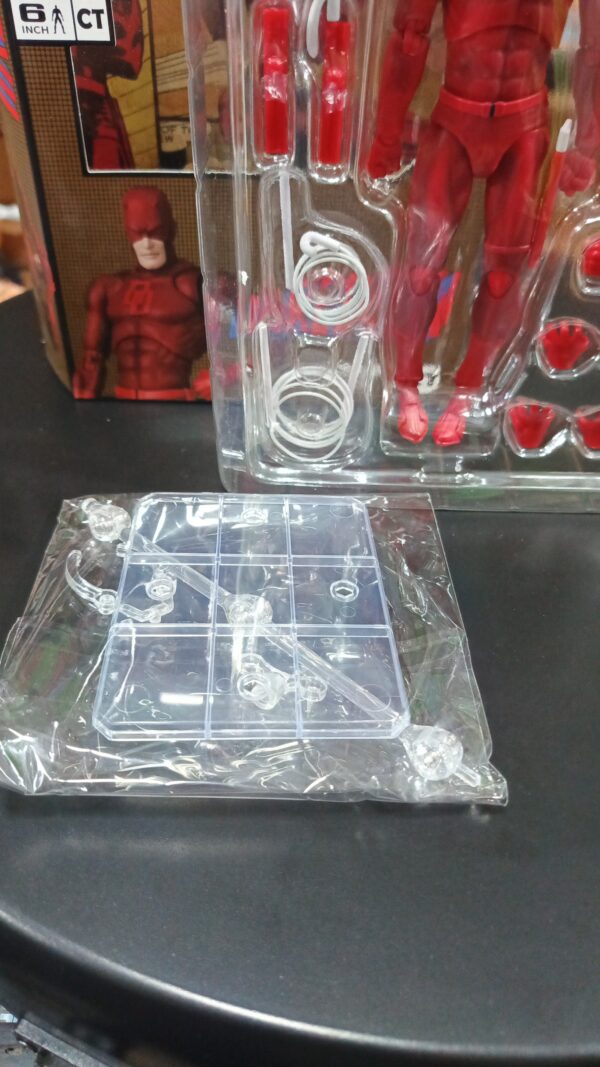 Daredevil 
Marvel 
Tamaño:16cm