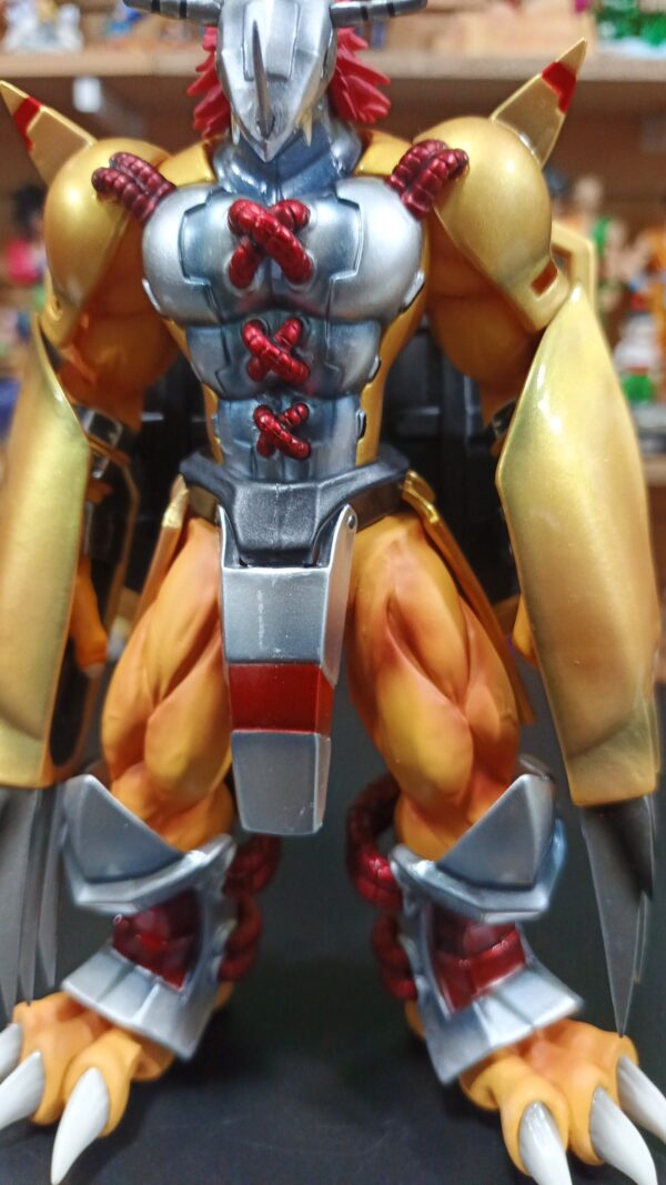Wargreymon
Digimon 
Tamaño:21,5