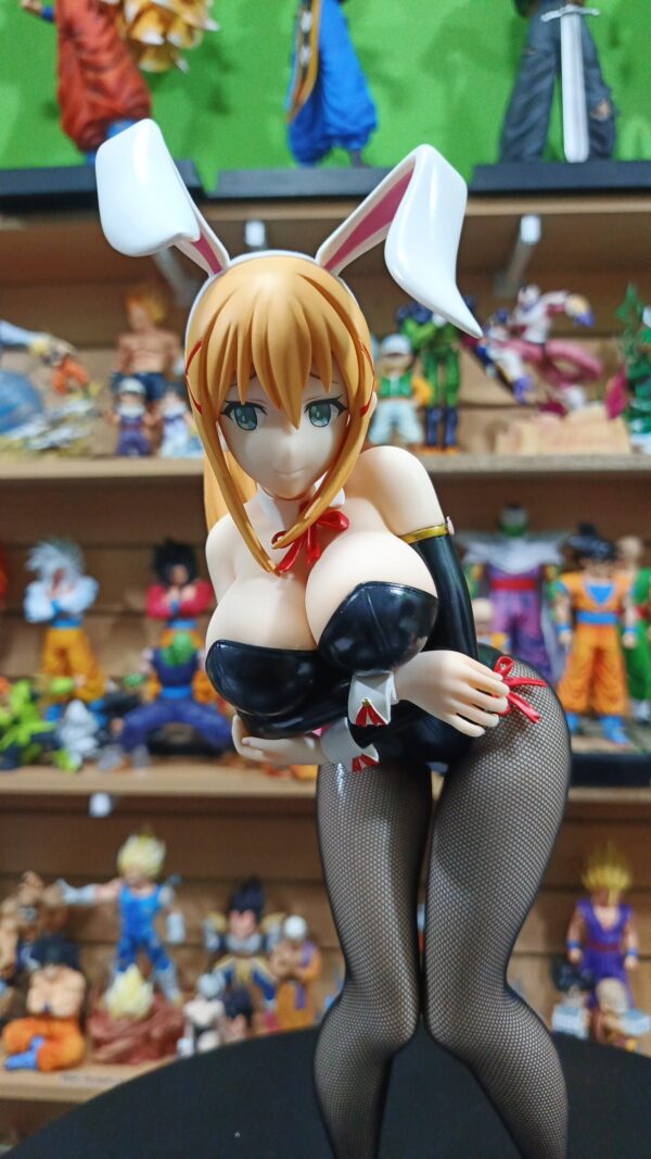 Darnekss 
Konosuba 
Tamaño:36cm