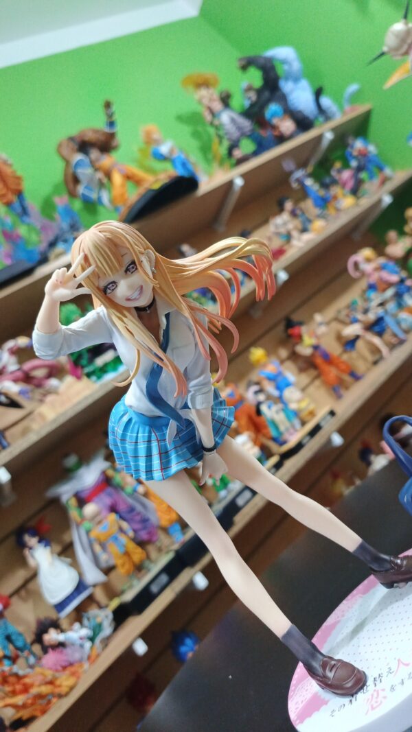Marín kitanawa(gojo)
My Dress Up Darling
Tamaño:21cm