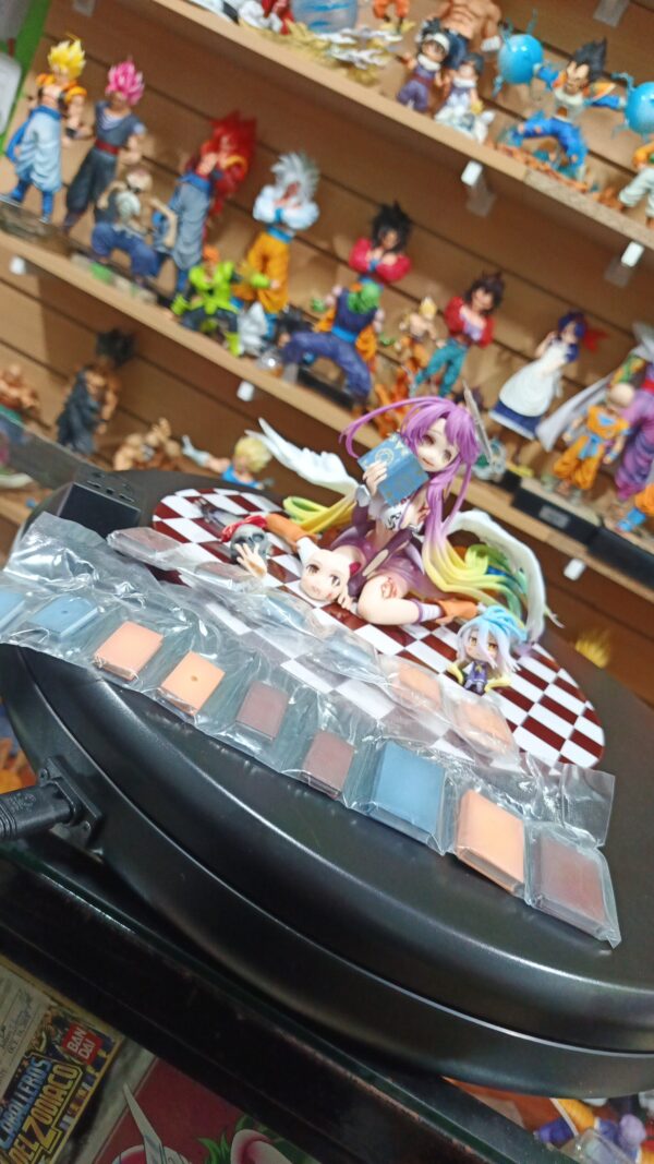 Jibril
No Game no Life
Tamaño:13cm
cara intercambiables