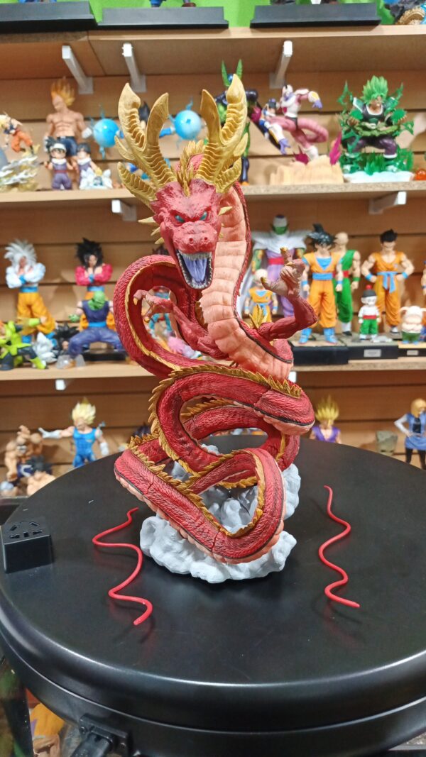 Shen long rojo 
Dragón Ball ?
Tamaño:35cm