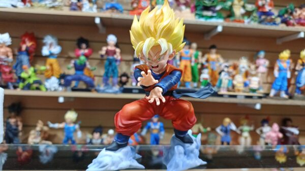 Goten Ssj 2
Dragón Ball Z 
Tamaño:19cm