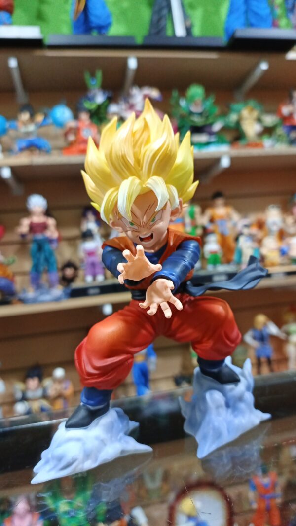 Goten Ssj 2
Dragón Ball Z 
Tamaño:19cm