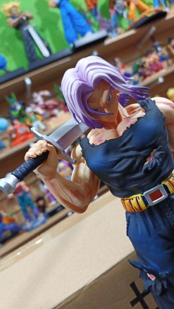 Trunks Ssj2
Dragón Ball Z 
Tamaño:32cm