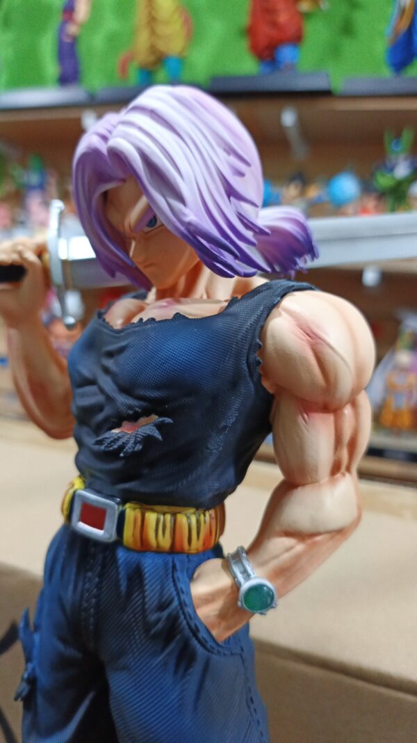 Trunks Ssj2
Dragón Ball Z 
Tamaño:32cm