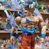 Goku ultra 
Dragón Ball Super
Tamaño:40cm
Busto 17cm