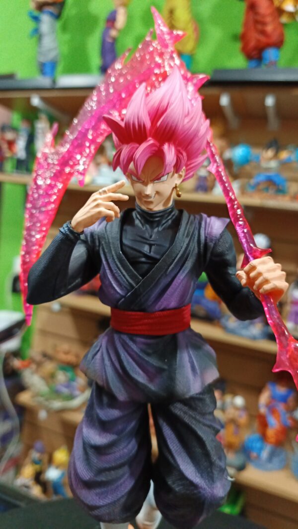 Goku black rose
Dragón Ball Super
Tamaño:41cm