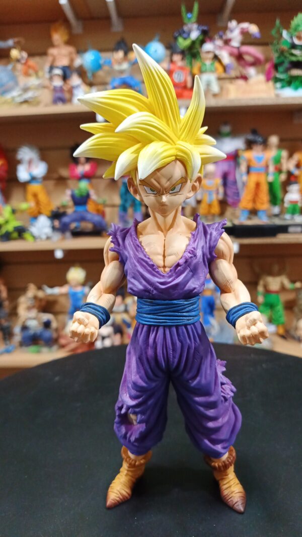 Gohan Ssj
Dragón Ball Z 
Tamaño:25cm