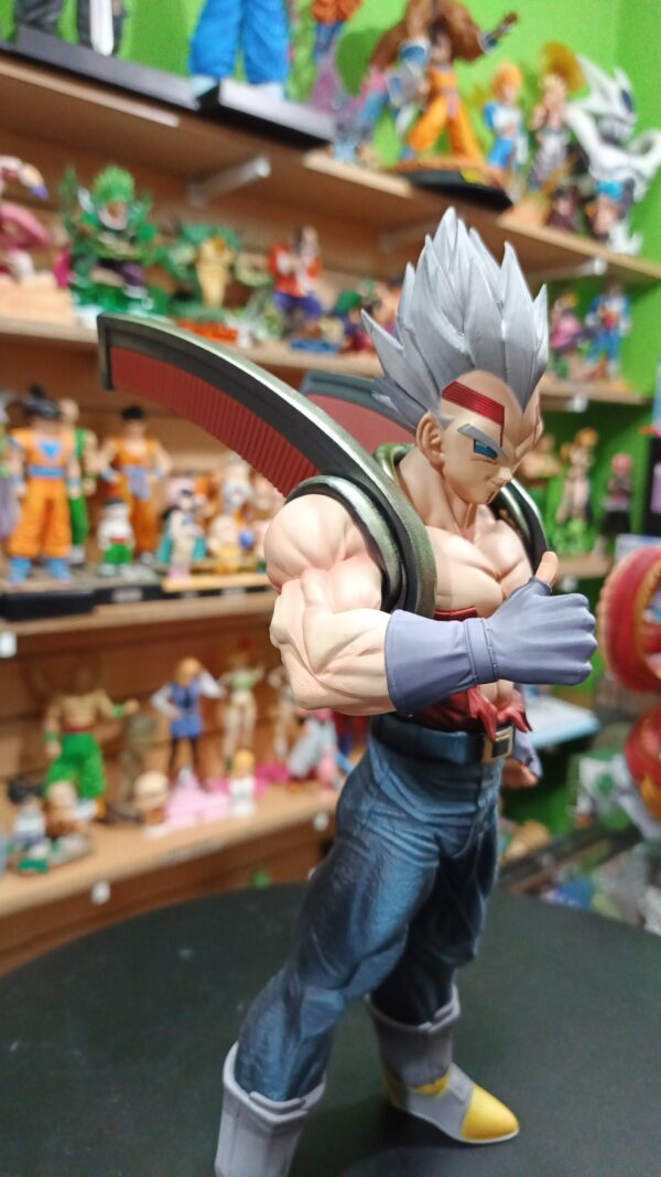 Vegeta baby
Dragón Ball GT 
Tamaño:31cm